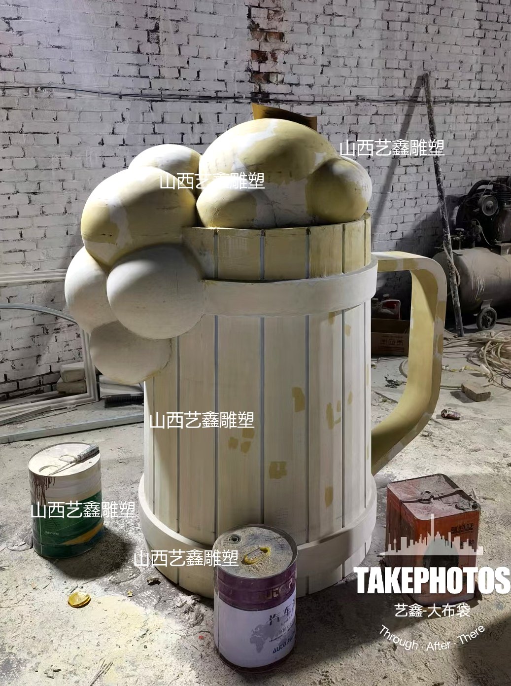 啤酒瓶雕塑 商业美陈